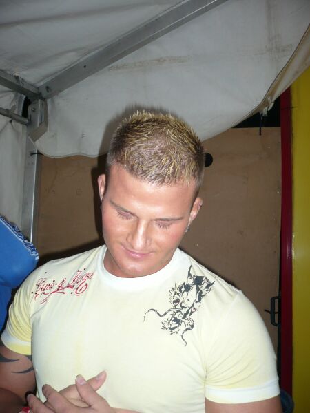 1. Neukircher Fuss ball 040.JPG