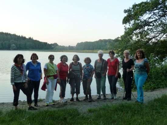 Die Frauengruppe am Rößlerweiher Die Frauengruppe am Rößlerweiher