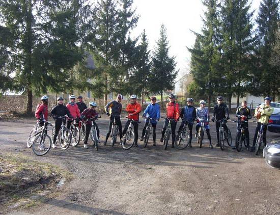 Teilnehmer beim Saisonstart am 01.04.2009.